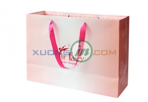 In túi giấy cao cấp đựng mỹ phẩm