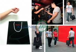 Thiết kế túi giấy bán hàng