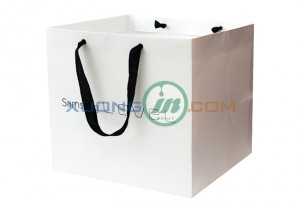 In túi giấy có quai